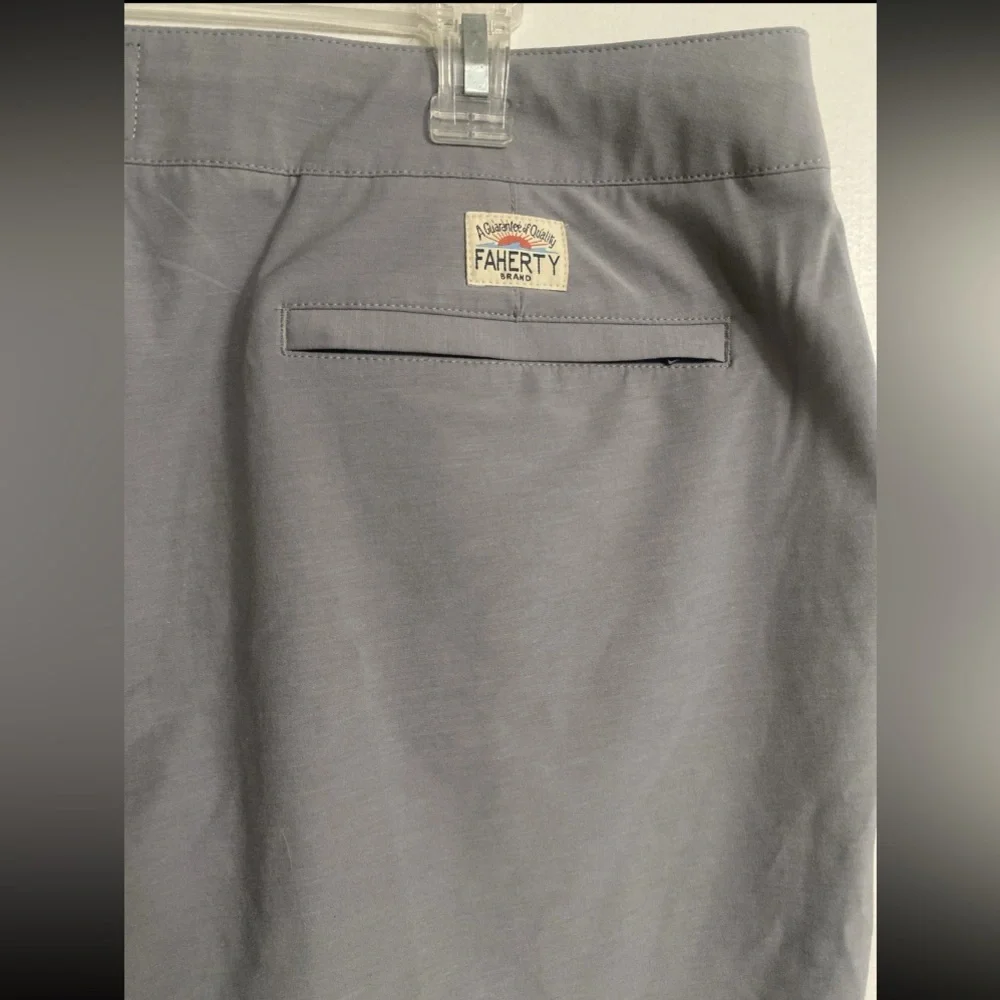 Faherty All Day Bermuda Shorts Mens Size 36 Gray 9